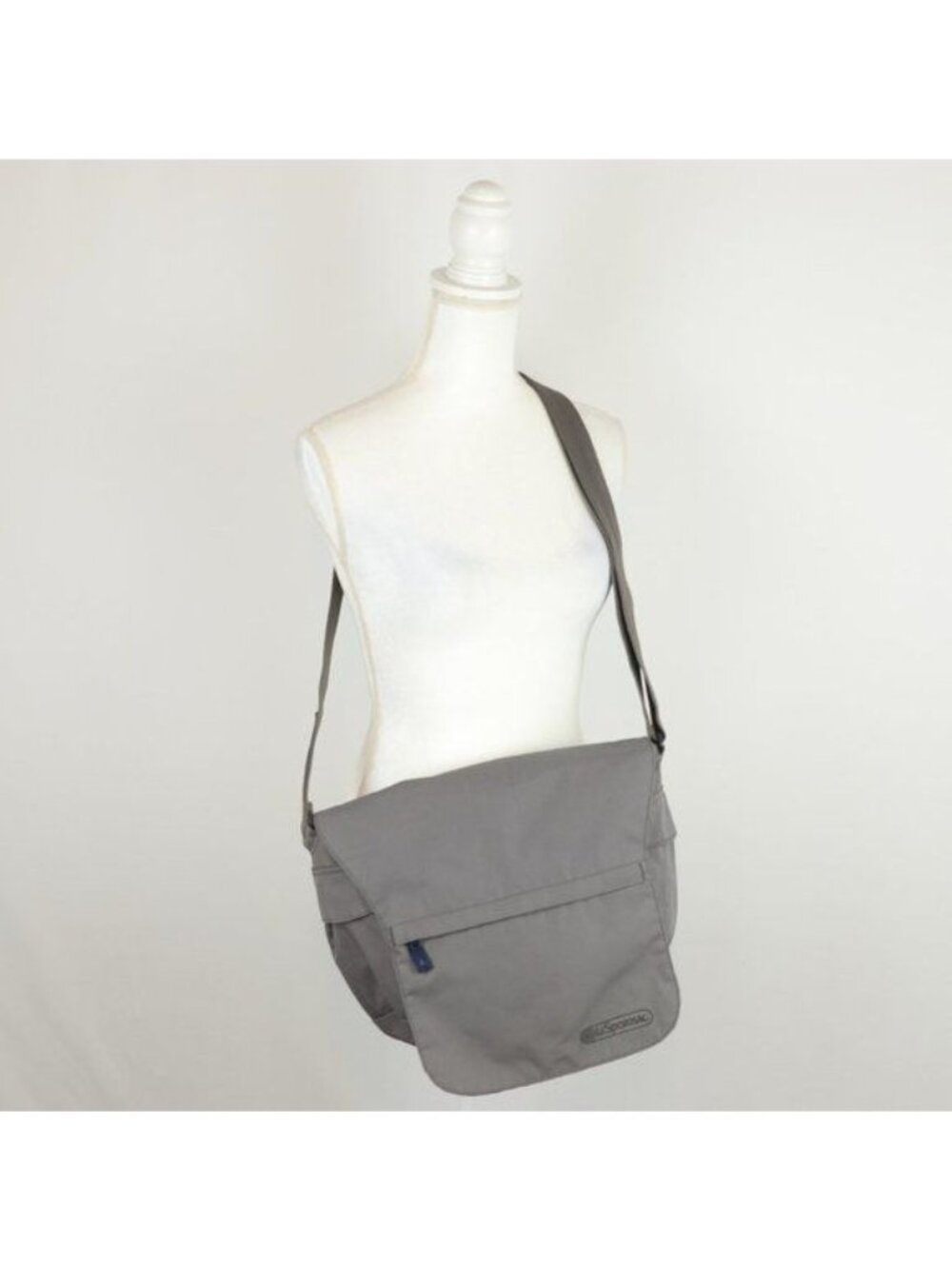 LeSportsac Women's Gray Woven Canvas Rip Stop Flap Casual Crossbody Bag